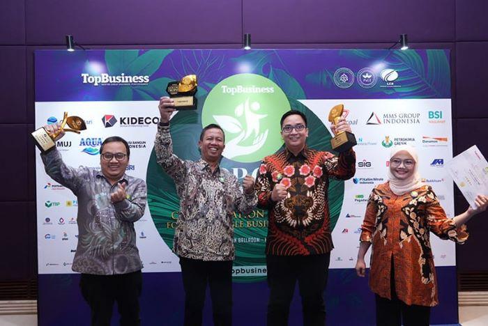 Jaga Keseimbangan Ekosistem, PTBA Raih 3 Penghargaan TOP CSR Awards 2023