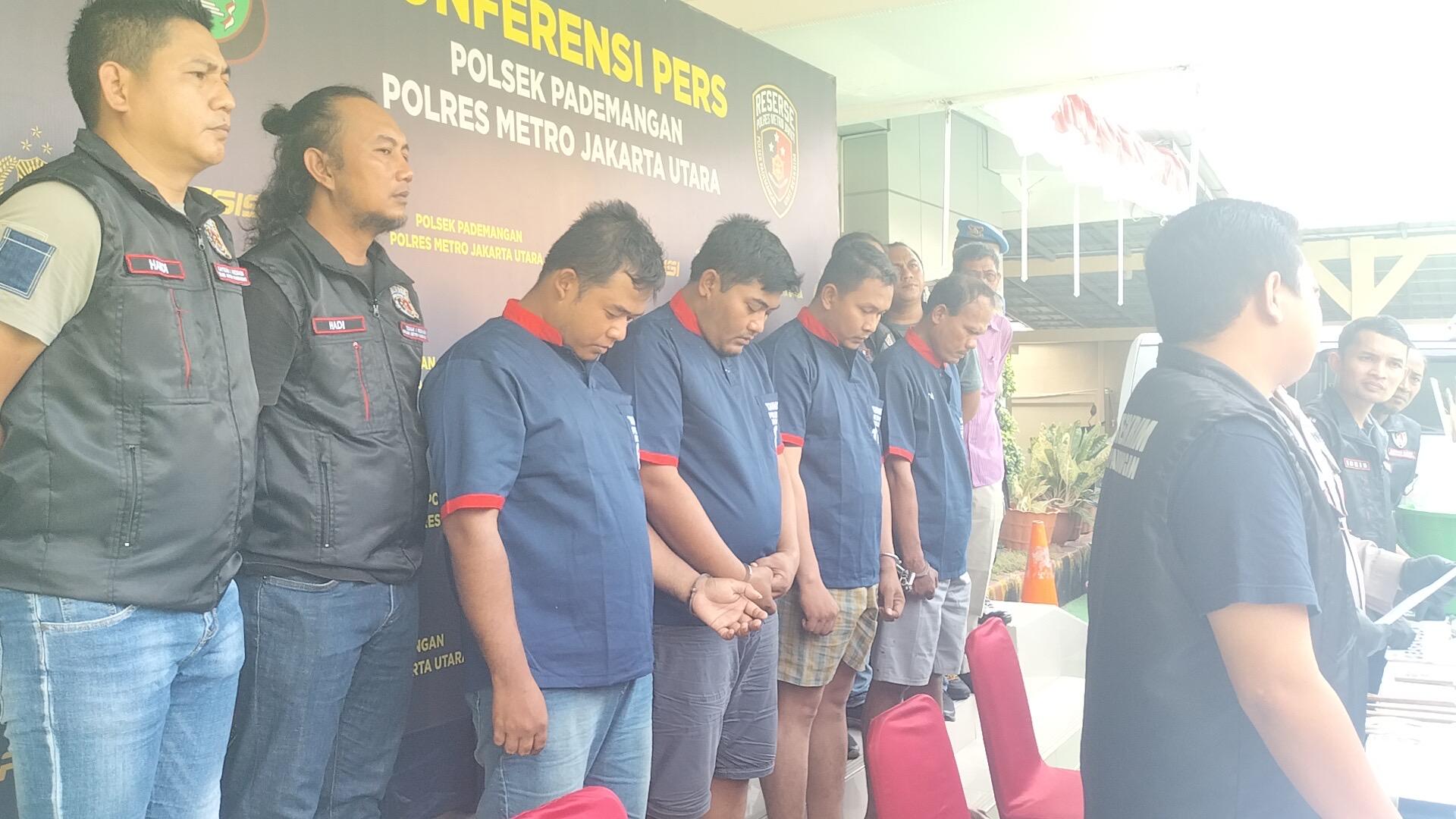 Begini Tampang Empat Pelaku Penganiayaan Pengunjung hingga Tewas di Pademangan