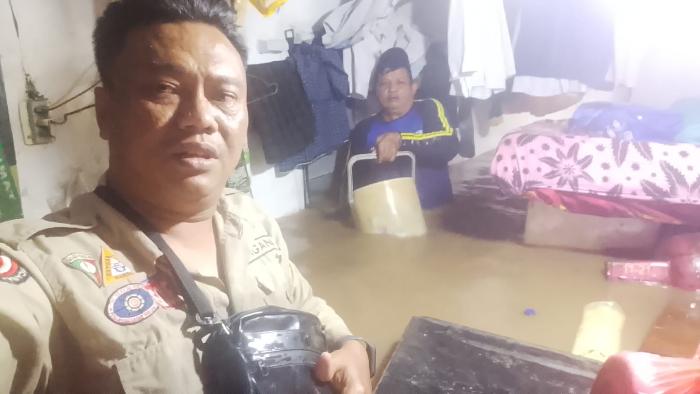 Banjir Rendam Pasuruan, Kemensos Kirim Ribuan Paket Bantuan