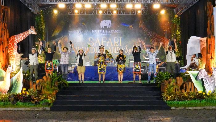 Perayaan-malam-tahun-baru-di-Royal-Safari-Garden.jpg