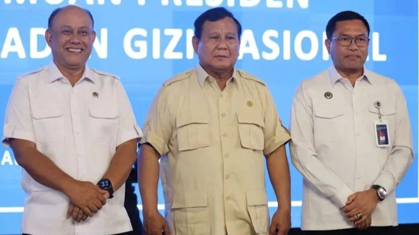 Prabowo-Subianto-Kepala-Badan-Gizi-Nasional-BGN-Dadan-Hindayana-dan-Sony-Sonjaya.jpg