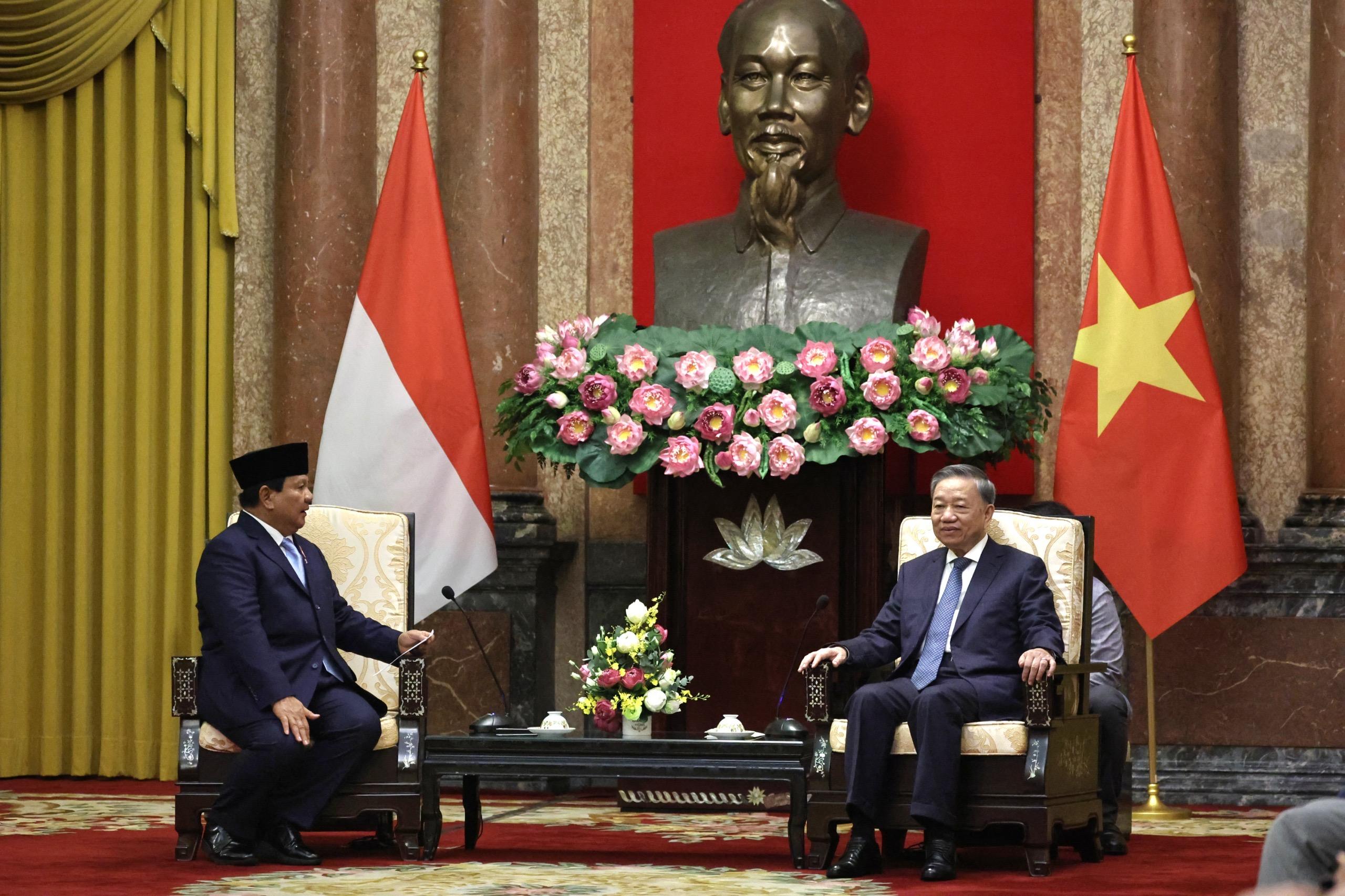 Prabowo-Subianto-bertemu-Presiden-Vietnam-HE-Tô-Lâm-Jumat-1392024.jpg