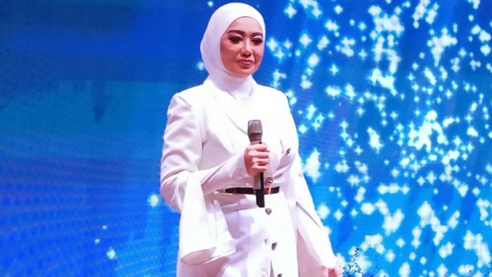 Reza Artamevia Rutin Menjaga Kecantikan Wajah di Usia yang Tidak Muda Lagi, Ini yang Biasa Dilakukan