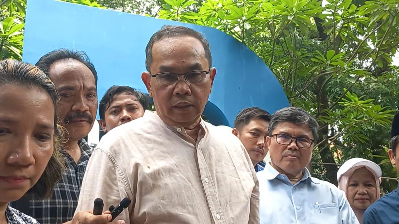 Saiful-Mujani-alumni-sekaligus-guru-besar-UIN-Syarif-Hidayatullah.jpg