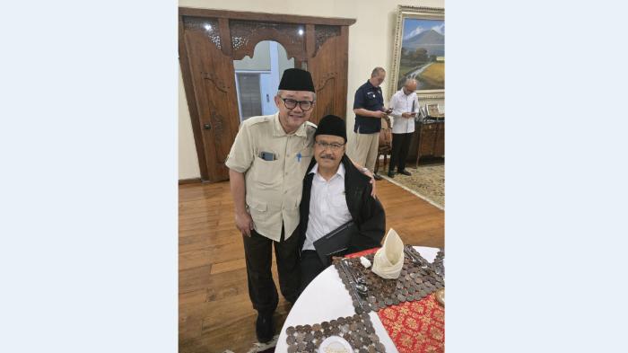 Sekjen PBNU Gus Ipul Beri Ucapan Khusus Lebaran ke Sekum Muhammadiyah Prof Mukti