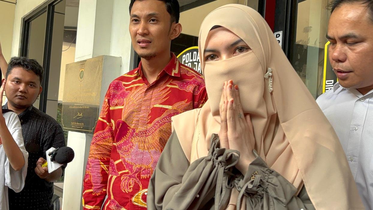 Wardatina Mawa Jawab 27 Pertanyaan dari Penyidik terkait Dugaan Perzinahan Insanul dan Inara Rusli