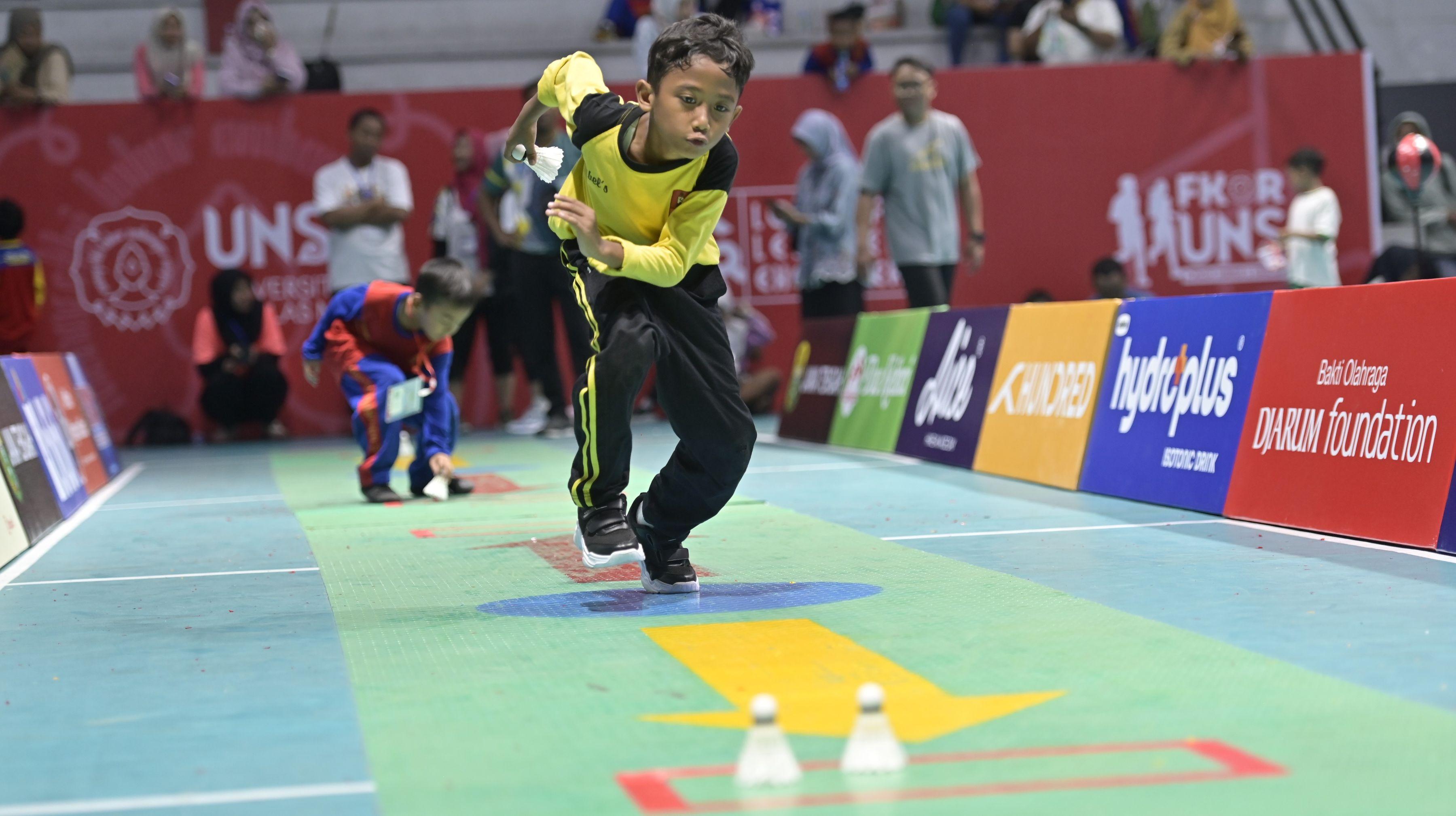 SenengMinton, Upaya Menyebar Virus Cinta Bulu Tangkis ke Siswa SD