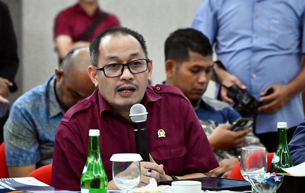Saat RDPU DPR RI, Sofwan Dedy Perjuangkan Ojol dan Taksi Online dalam RUU Pekerja Lepas