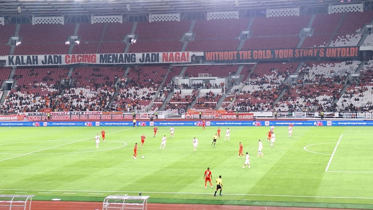 Spanduk-kritik-Jakmania-untuk-persija.jpg