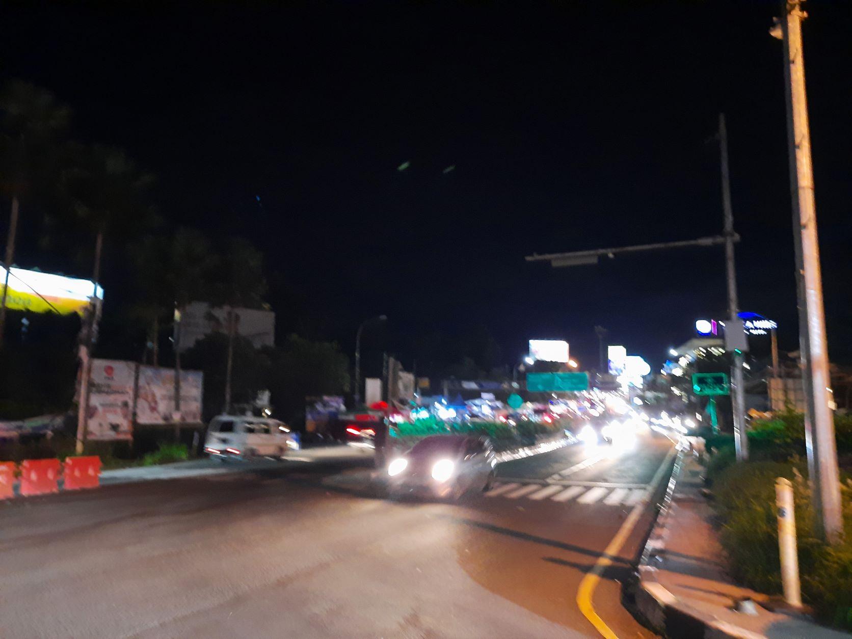 Malam Takbiran, Lalu Lintas di Kawasan Puncak Bogor Ramai Lancar Tanpa Kemacetan