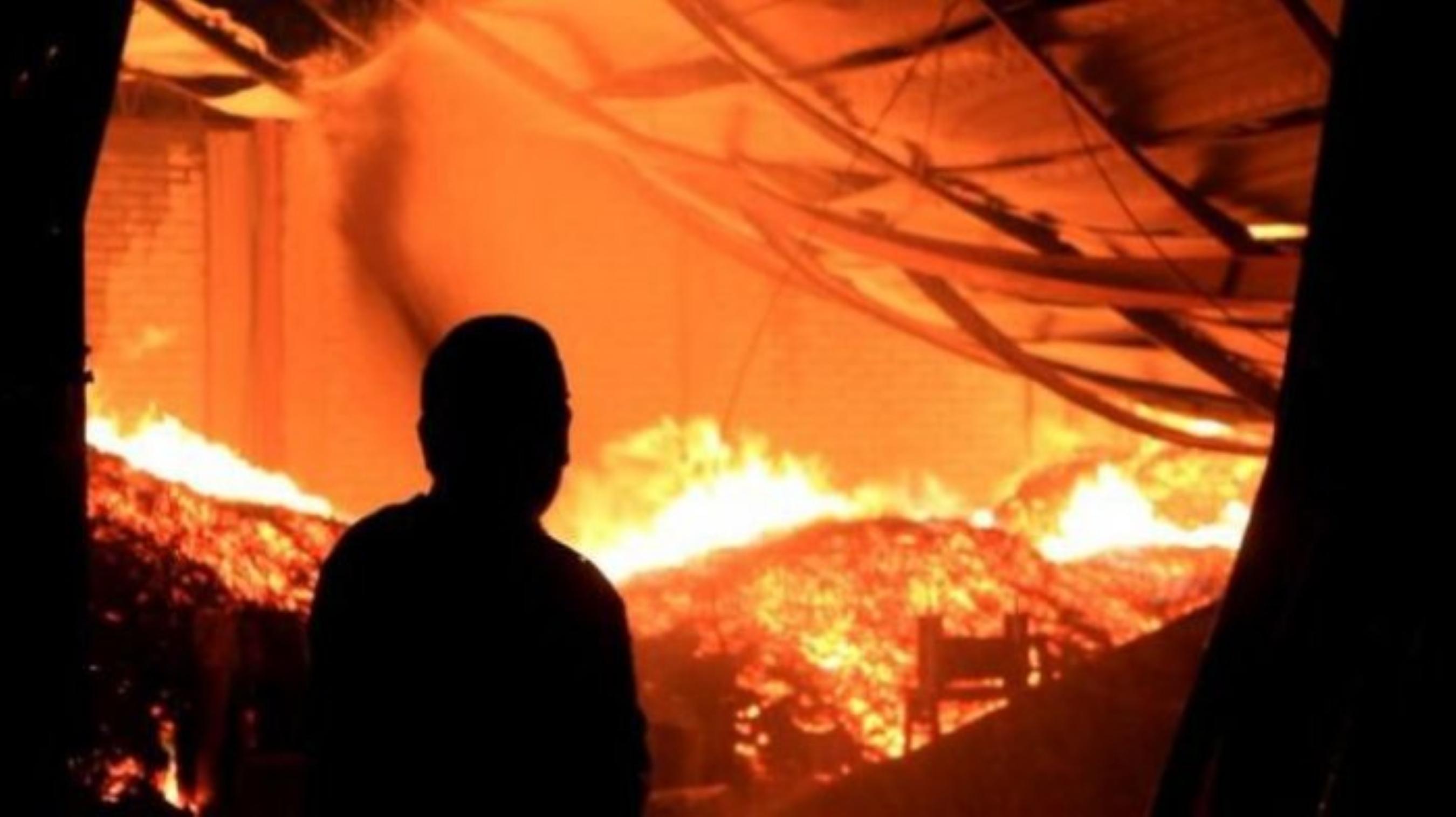 Tiga Tewas dalam Kebakaran Rumah dan Ruko di Pulogadung Jaktim, Polisi Selidiki Penyebab Api - Wartakotalive.com