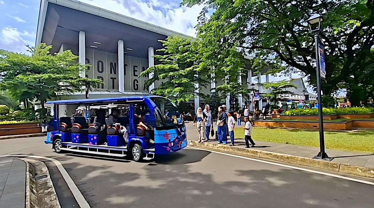 TMII-jadi-tujuan-wisata-libur-Tahun-Baru134.jpg