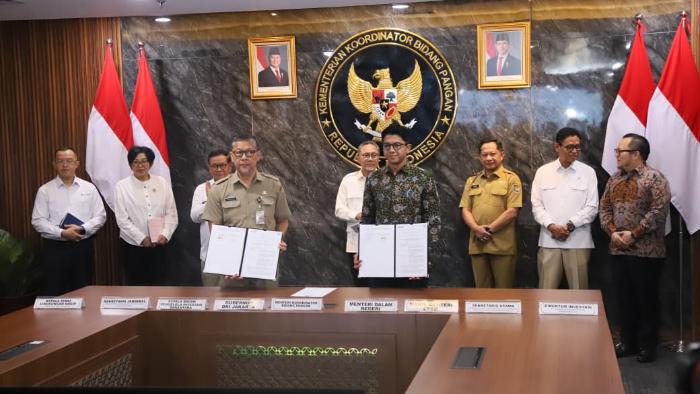 Tanda-tangan-kerja-sama-pembangunan-PSEL-Jakarta.jpg