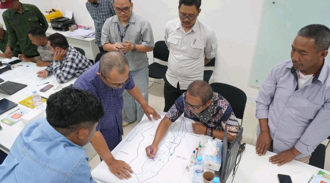 Bentuk Kampung Tangguh Bencana, BNPB-United Tractors Latih Kader Desa - Wartakotalive.com