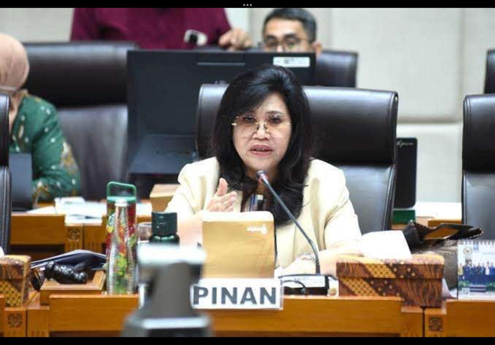 Wakil-Ketua-Komisi-VII-DPR-dari-Fraksi-PDIP-Evita-Nursanty.jpg