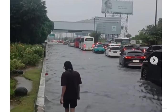 wartakota/bandara-banjir.jpg