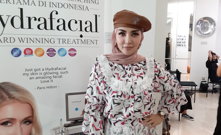 Tinggalkan Busana Seksi dan Kini Memakai Pakaian Tertutup, Apa yang Terjadi dengan Bella Shofie?