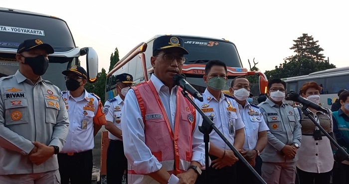 Budi Karya Sumadi Imbau Masyarakat Mudik Lebih Awal untuk Hindari Kemacetan Parah