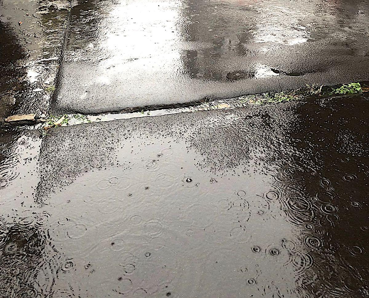 Prakiraan Cuaca Jakarta, Sabtu 11 April Berpotensi Hujan Ringan Jelang Sore