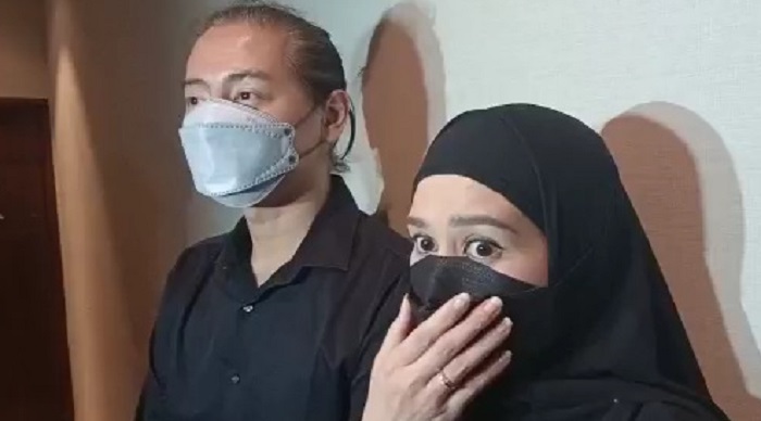 Cut Meyriska dan Roger Danuarta Belum Mau Bagikan Gender Bayi dalam Kandungan, Ini Alasannya