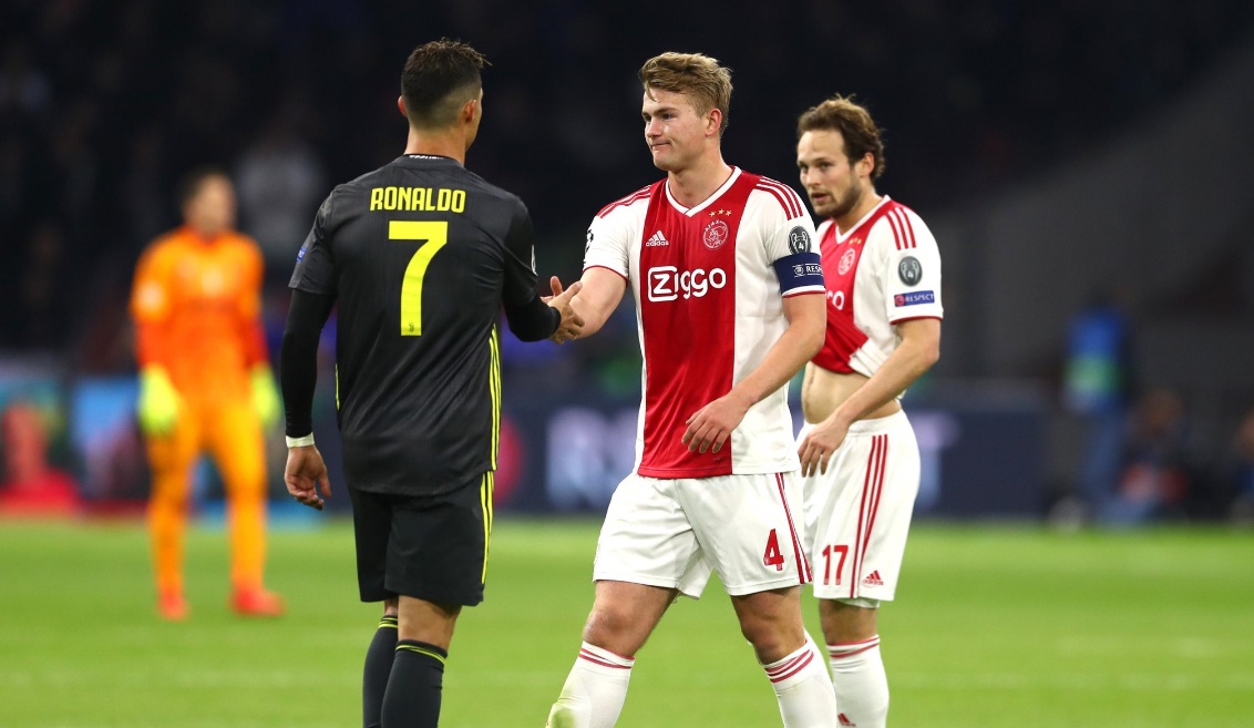 Matthijs de Ligt Tiba di Juventus via Jet Pribadi, Gajinya Rp 188 M Per Tahun. Ini Profil Lengkapnya