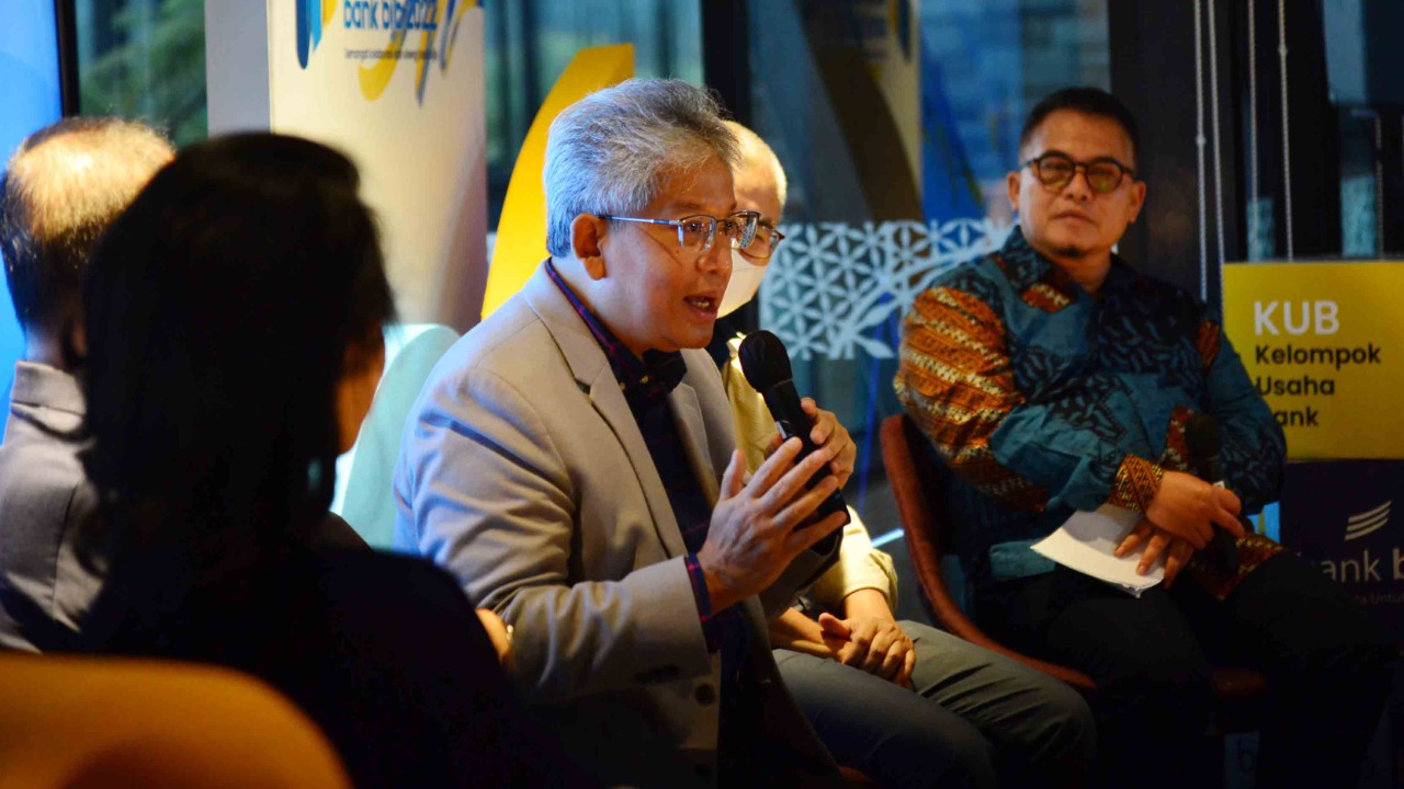 direktur-utama-bank-bjb-yuddy-renaldi-dalam-jumpa-pers-di-bogor-jawa-barat-pada-beberapa-waktu-lalu.jpg
