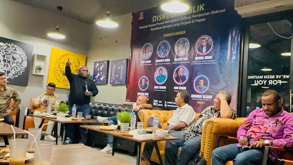 diskusi-diskresi-terdakwa-korupsi-di-papua.jpg