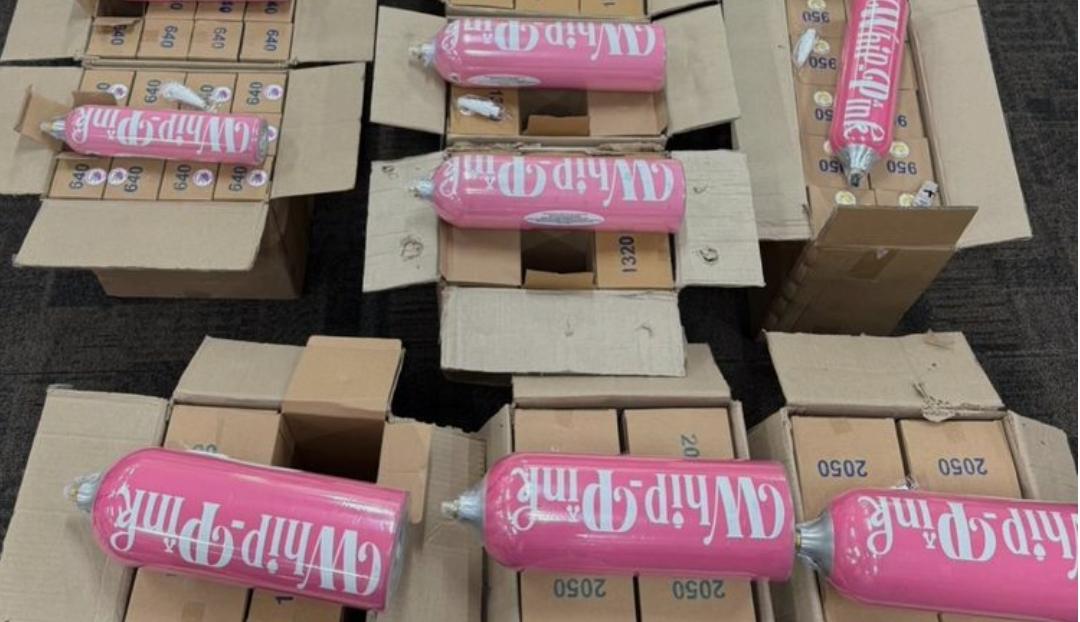 gas-dinitrogen-monoksida-N2O-atau-gas-tertawa-atau-whip-pink.jpg