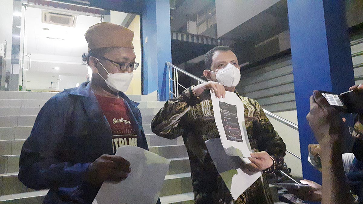 Guru Besar UGM Mengaku Bercanda Tulis 'Sembelih' dan 'Dibedil', Guntur Romli: Candaan Enggak Lucu.