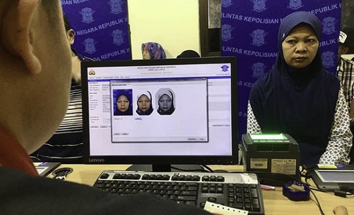 Dilarang, Kenakan Jilbab atau Baju Warna Biru saat Perpanjang atau Bikin SIM Baru, Ini Alasannya