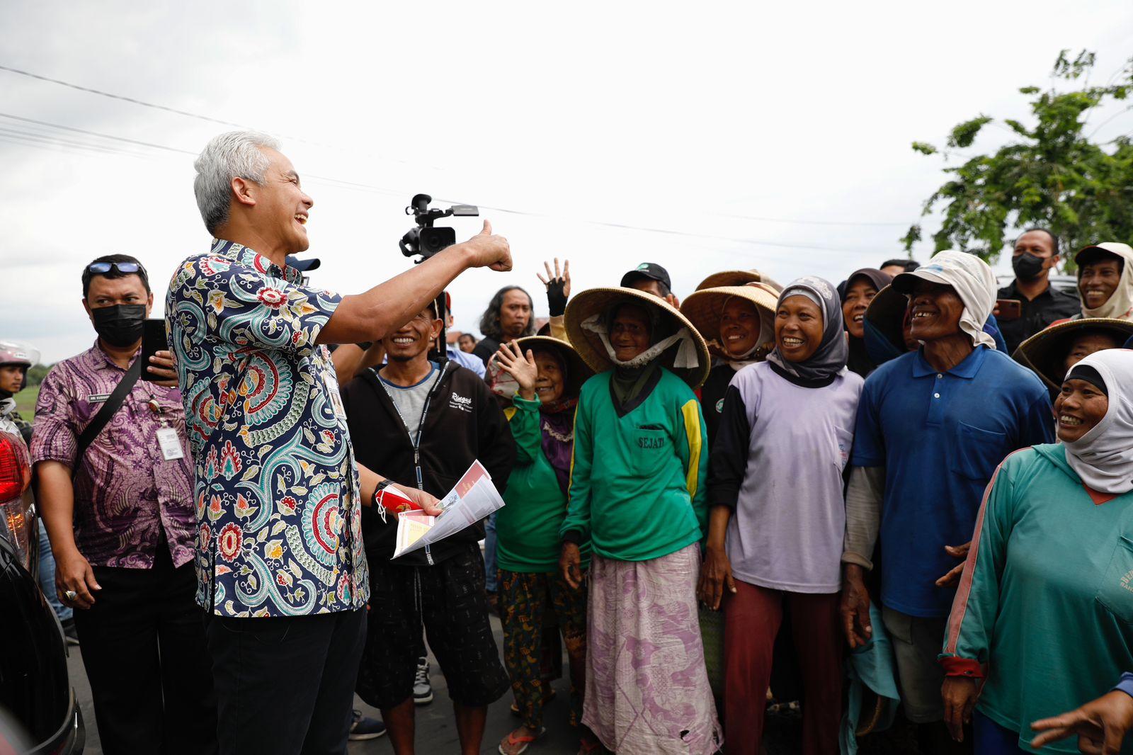 Warga Brebes Bersyukur Akses Jalan Sudah Mulus Setelah Digelontorkan Bantuan oleh Ganjar
