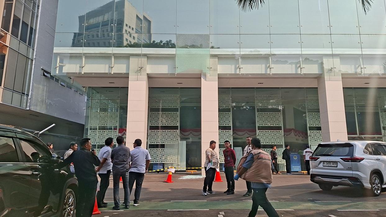 Polisi: Kaca Pecah di Kantor BGN Diduga Akibat Pemuaian, Bukan Aksi Teror - Wartakotalive.com