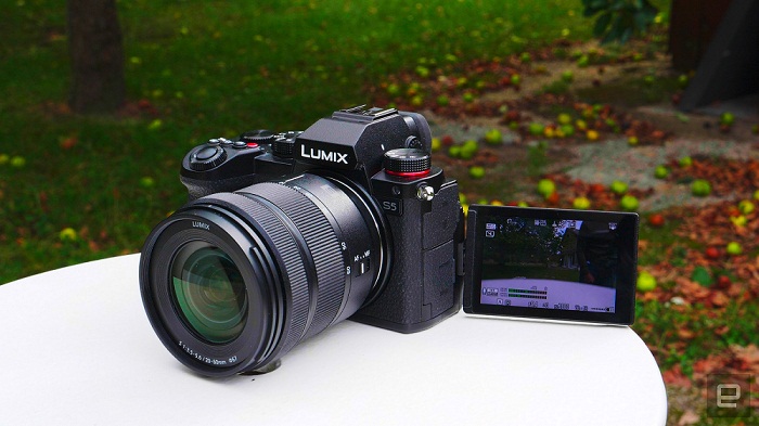 Mulai Rp 27,9 Juta, Pre-order Mirrorless Panasonic Lumix S5 Dual Image Stabilizer, Ini Spesifikasi
