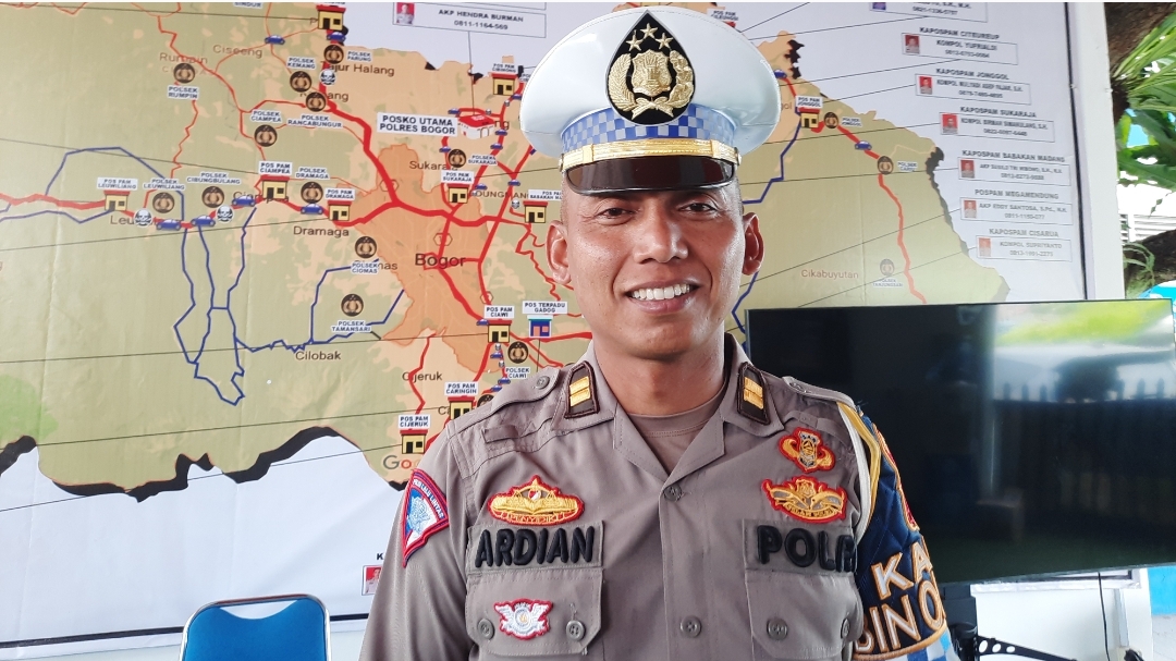 H-2 Lebaran, Jalan Raya Puncak Ramai Lancar, Titik Macet di Pasar Cisarua-Contraflow Diberlakukan