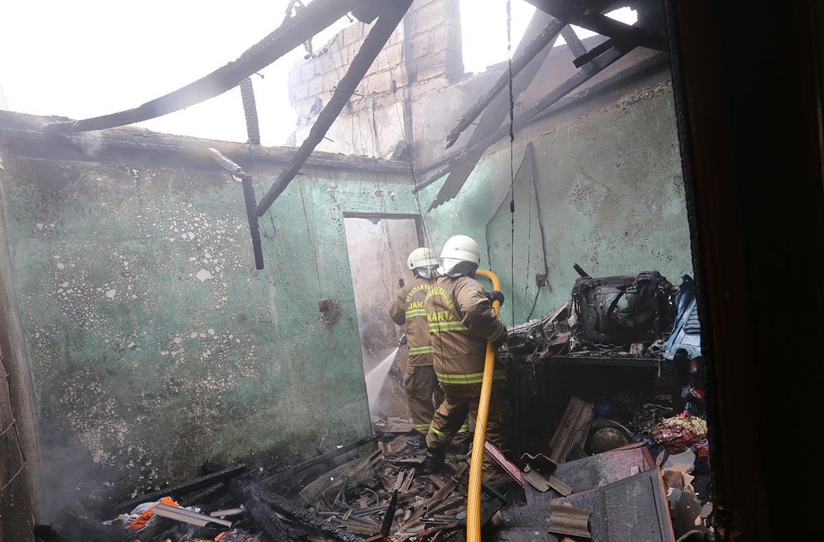 kebakaran-kby-lama-alhuda.jpg