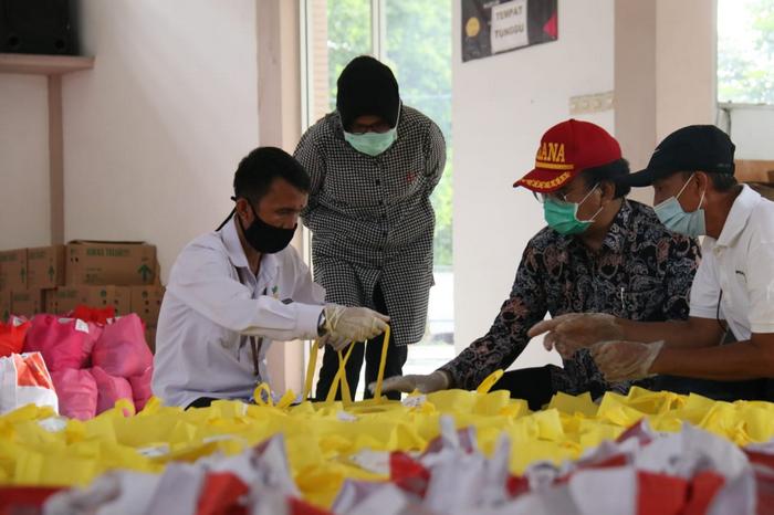 Ricuh Dana Bansos Dipotong, Ketua RT Bingung Warga yang Harusnya Menerima Tak Disetujui Pemkot Depok