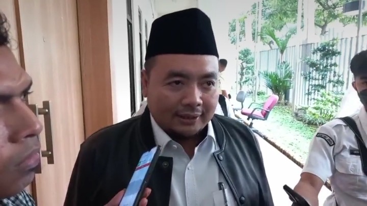 ketua-divisi-hukum-dan-pengawasan-kpu-ri-muhammad-afifuddin-di-kantor-bawaslu-ri.jpg