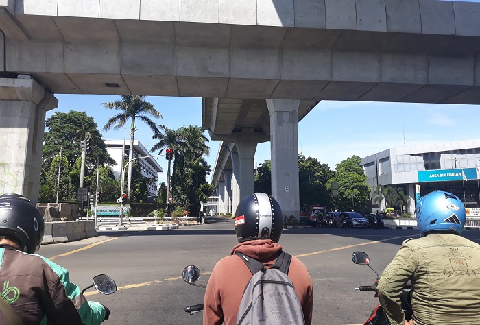 lalu-lintas-di-jalan-panglima-polim-melawai_20180103_085649.jpg