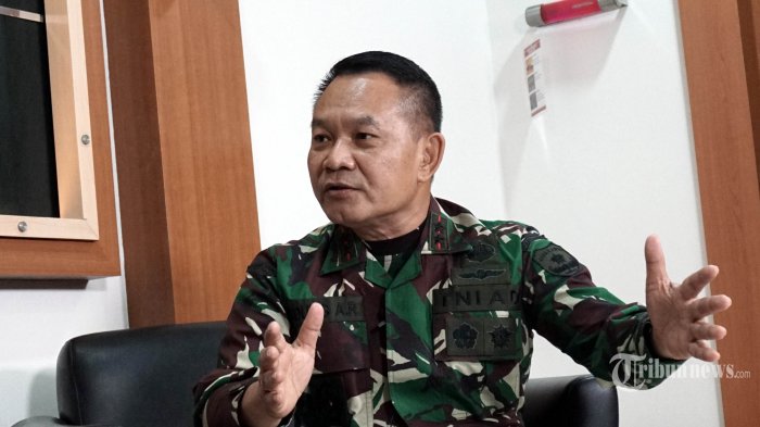 Setuju dengan Ucapan 'Semua Agama Benar di Mata Tuhan',Denny Siregar Doakan Dudung Jadi Panglima TNI