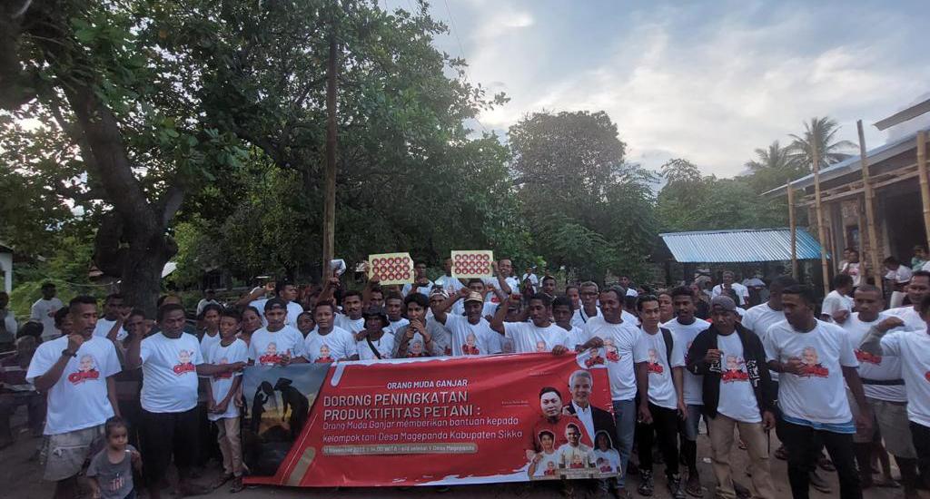 Relawan OMG Salurkan Benih Padi ke Kelompok Tani di Kabupaten Sikka