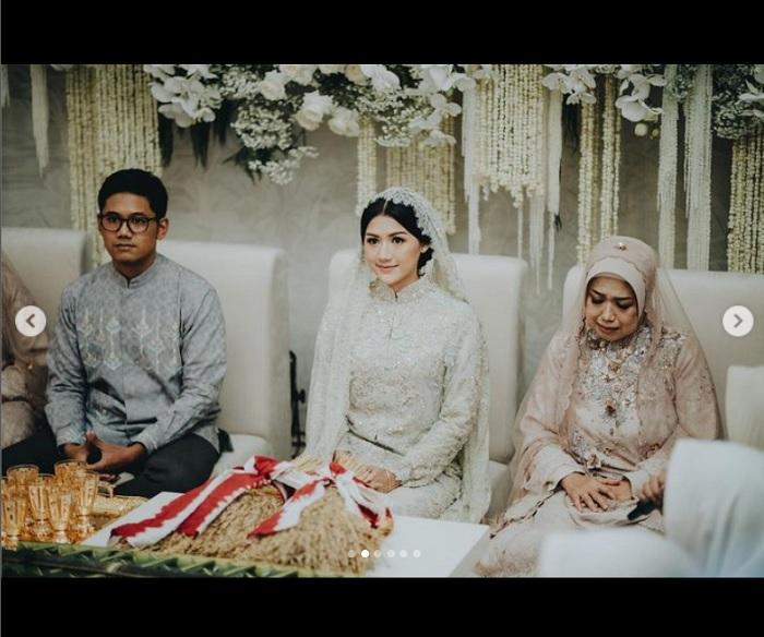 Netizen Salfok Akan Wajah Kakak Erina Yang Mirip Dengan Kaesang