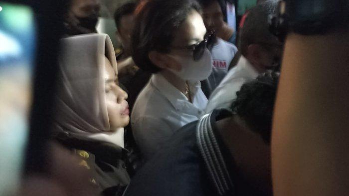 Ternyata Ini Penyebab Pihak Keluarga Belum Bisa Menjenguk Nikita Mirzani di Rumah Tahanan