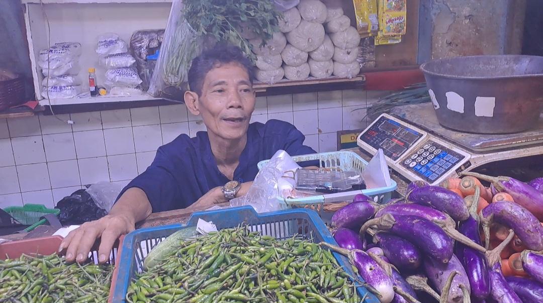 Harga Cabai di Pasar Grogol Kian Pedas Melonjak hingga Rp 100 Ribu per Kg