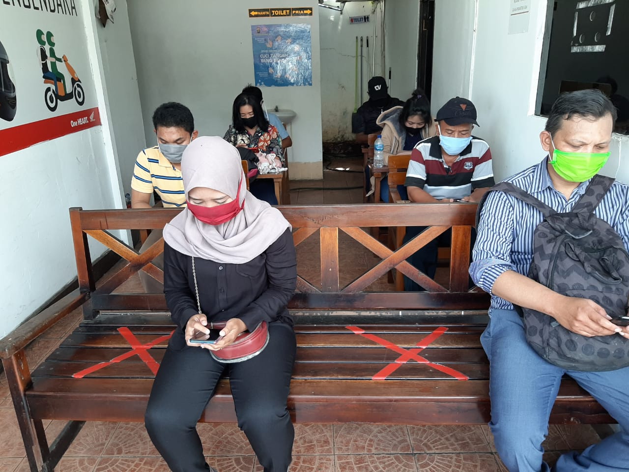 Ketat, Buat SIM di Polrestro Tangerang, Suhu Tubuh di Atas 37 Derajat Celcius Tidak Boleh Masuk