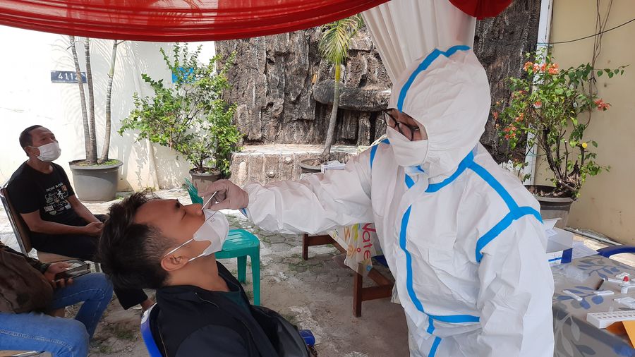 Pemudik Asal Cianjur di Terminal Kampung Rambutan Dibawa ke Wisma Atlet karena Positif Virus Corona