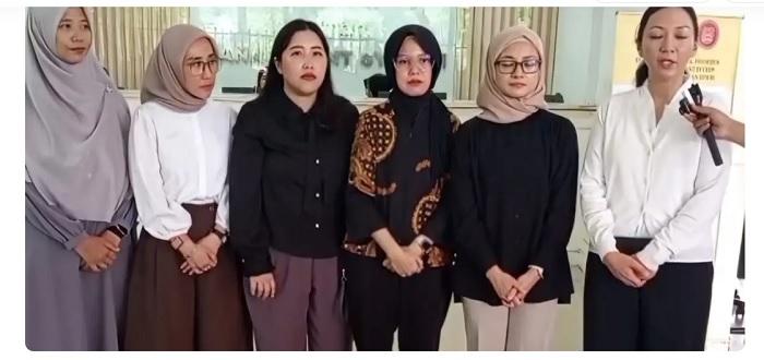 pertamina-para-istri.jpg