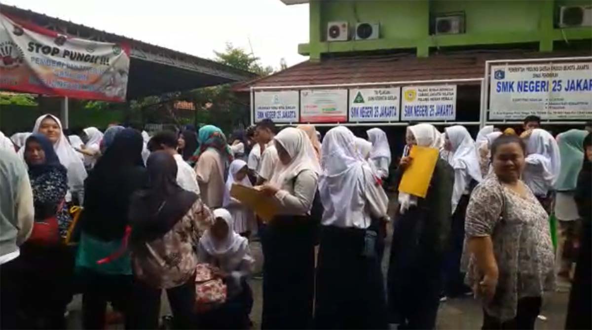Orangtua Ungkap Jalur Zonasi Bohong Setelah Anaknya Tak Bisa Masuk di Semua Sekolah