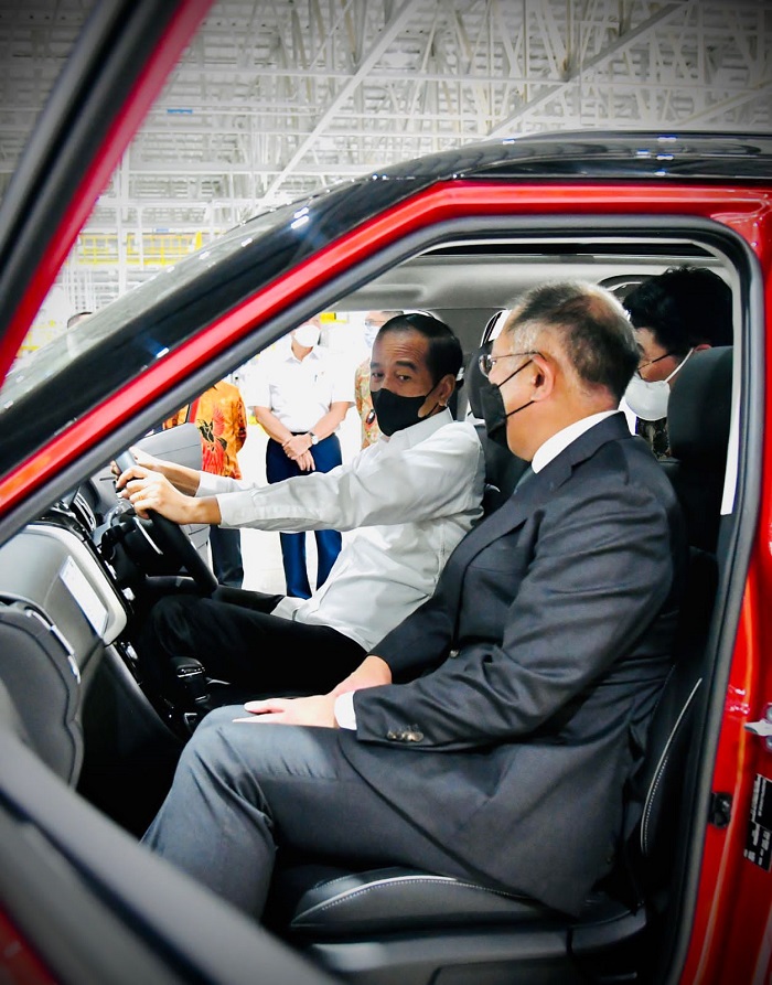 Presiden Jokowi Menegaskan Pemerintah Selalu Dukung Setiap Investasi Kendaraan Listrik di Indonesia