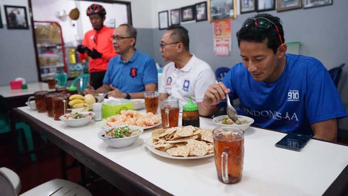 Sandiaga Uno Temukan Tempe Setipis Kartu ATM di Purwokerto