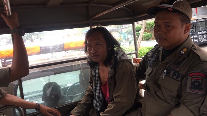 Ngaku Wartawan Bentak-bentak Guru Jadikan Sekolah Sapi Perah, Tak Berkutik saat Dicokok Satpol PP